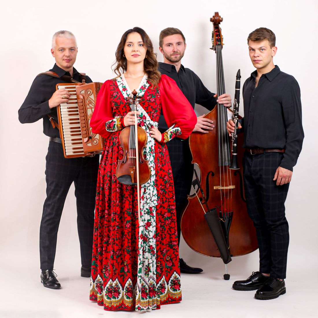 Europejskie Dni Dziedzictwa oraz VIVA MAGNUS na zamku w Czersku koncert Kapeli Tekli Klebetnicy