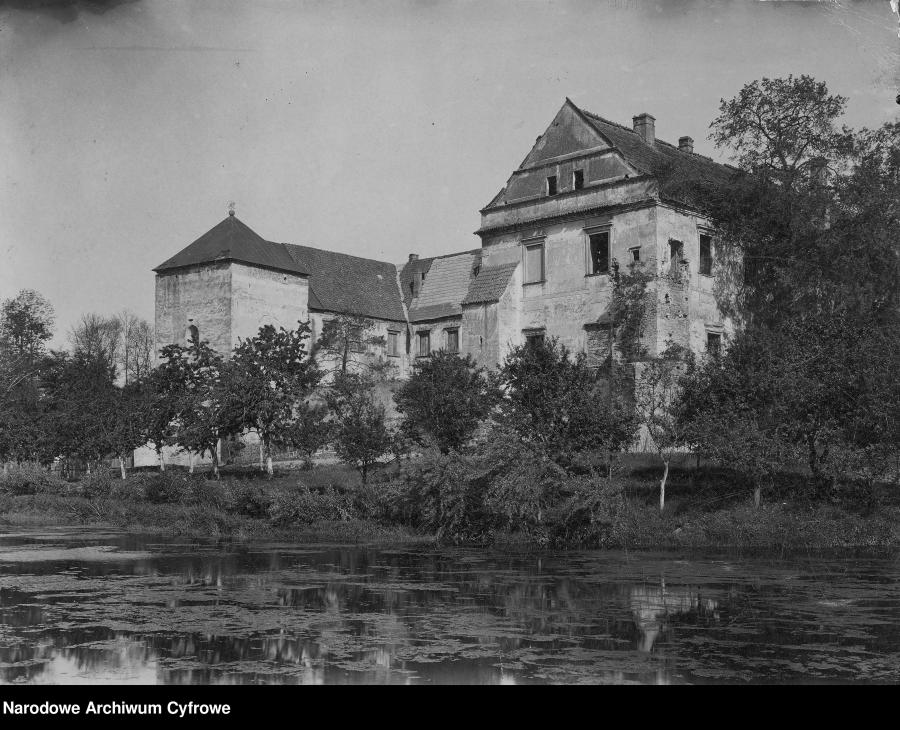 zamek w Szydłowcu - zdjęcie archiwalne